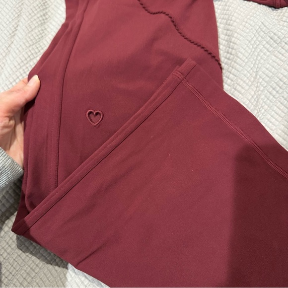 NWT 4 LULULEMON Groove No Line HR Flare Pant Burgundy Bay Heart Cutout 32.5” - Picture 3 of 11